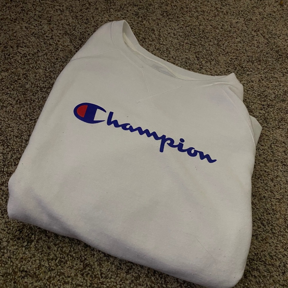 Women’s Champion sweater